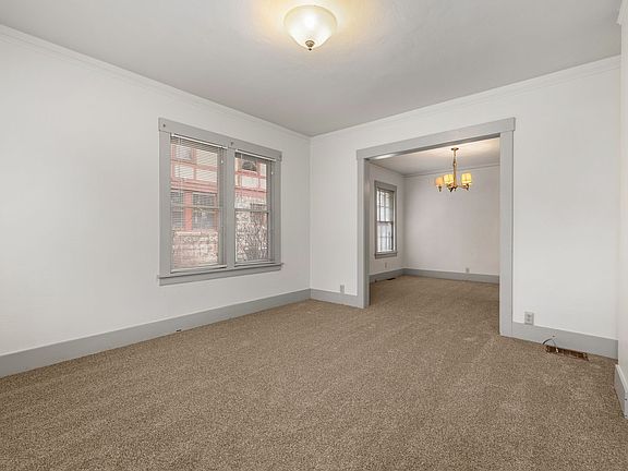 4th image of 820 W Franklin St #0