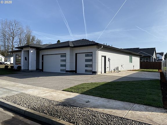2nd image of 1807 SE 42nd Way Brush Pr