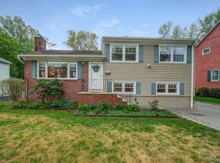 33 Kings Rd, Chatham, NJ 07928