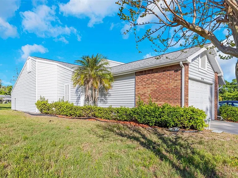 3121 Beecher Dr E #A — Photo 3