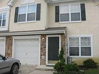1st image of 15 Leighton Dr