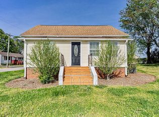 101 S 7th St, Easley, SC 29640