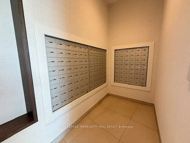 8188 Yonge St #208 — Photo 21