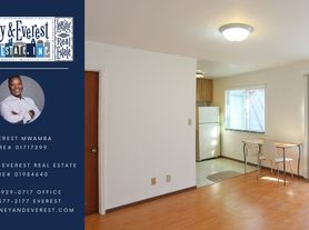 226 10th Ave