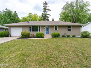 738 Washington Ave, Crookston, MN 56716