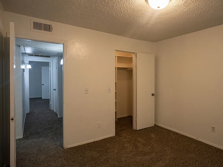 Ashley Park Estates — Photo 6