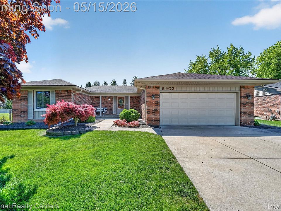 1st image of 5903 Beaufort Dr
