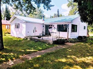 596 S Mackinac Ln, Gwinn, MI 49841