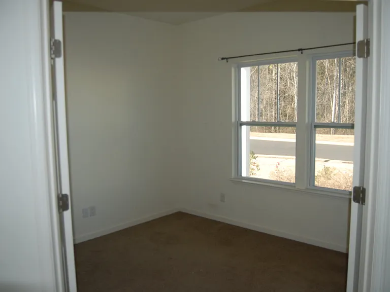 4037 Monteray Cir — Photo 9