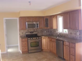 6 Witherspoon St, White House Station, NJ 08889