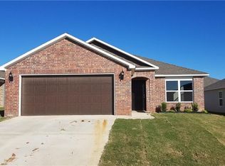 1170 S Ivory Bill Ln, Fayetteville, AR 72701