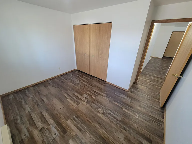 1701 La Crescent St #133 — Photo 17
