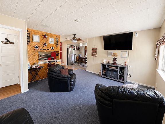 4th image of 112 Shobert Dr