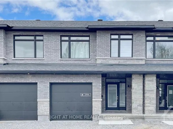 1007 Eider St, Ottawa, ON K4M 0E5