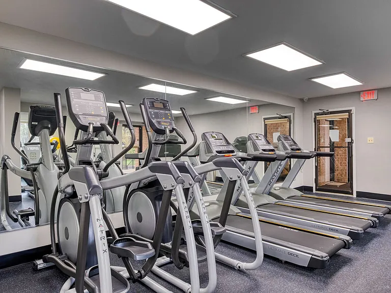 Oakton Park Apartments Fitness Center 08