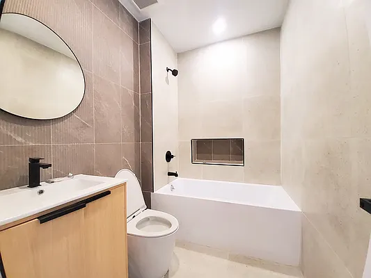 Rented by Rennit Inc. | media 17