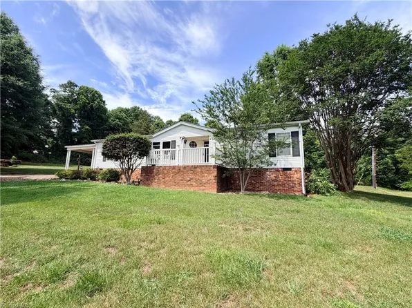 1390 Cb Eller School Rd, Elkin, NC 28621