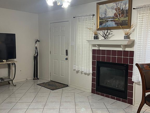 3rd image of 101 Willow Creek Ct #101