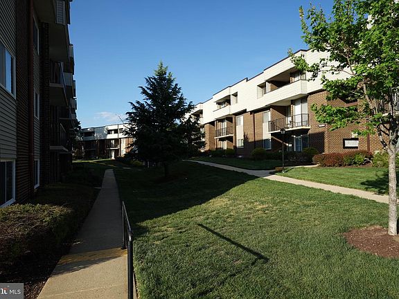 2nd image of 10200 Prince Pl APT 206