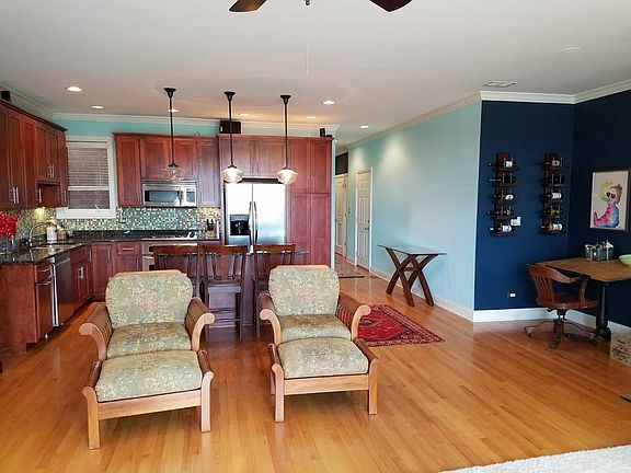 4th image of 5053 N Clark St #3