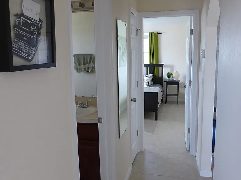 502 SE 7th St #1 — Photo 13