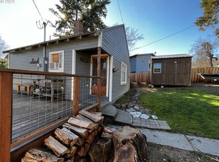 205 Elrod Ave, Maupin, OR 97037