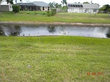 4th image of 1481 SE Berkshire Blvd