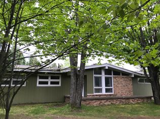 139 Kivela Rd, Negaunee, MI 49866