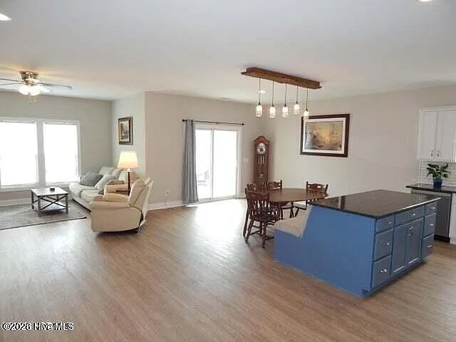 3913 Pensacola Dr — Photo 3