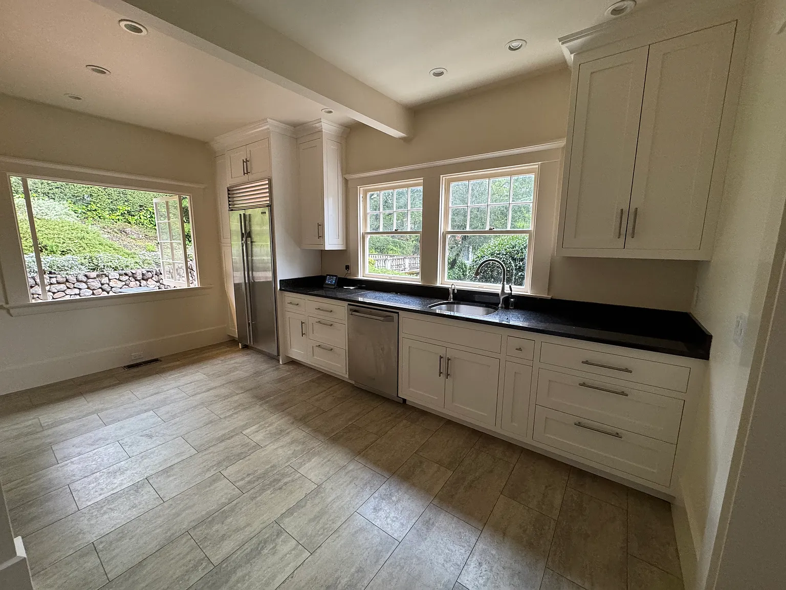 4 bed, 2064 sqft, $13,000 — Photo 4