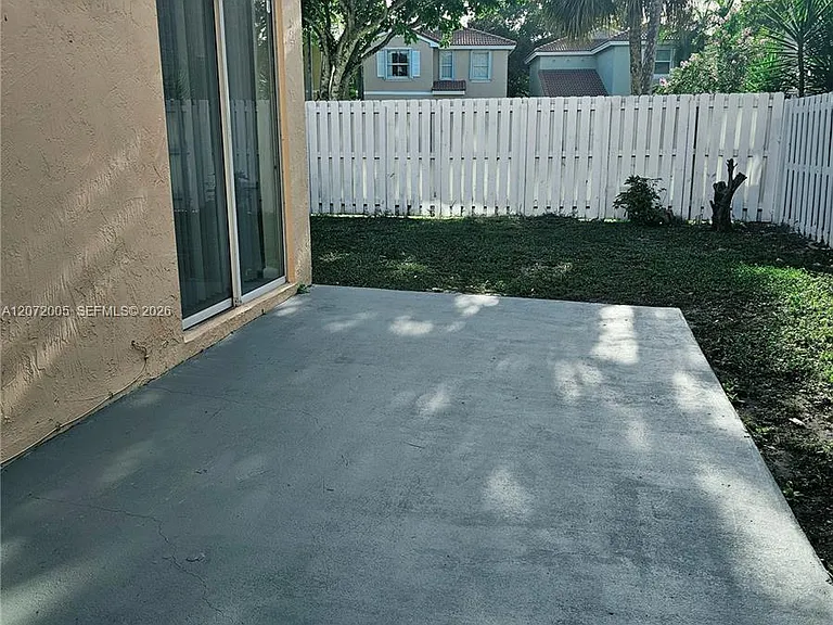 3860 Tree Tops Rd — Photo 18