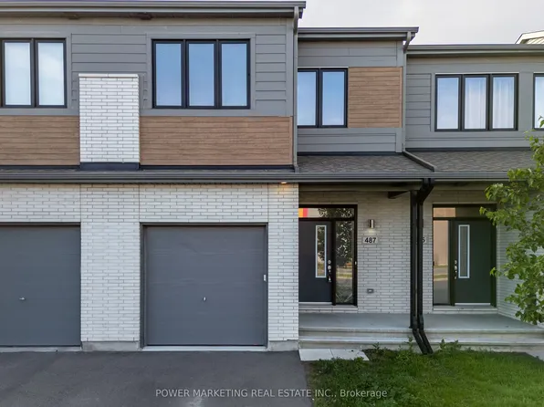 487 Cope Dr, Ottawa, ON K2S 3B4