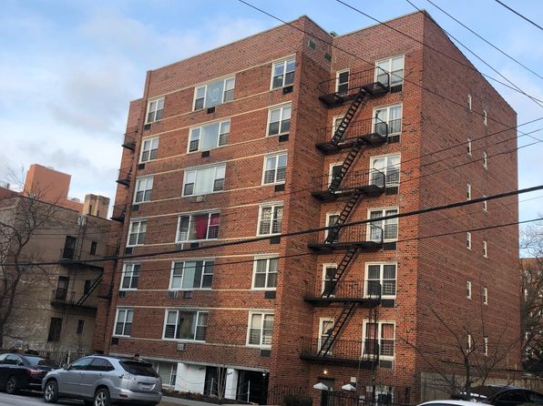 3715 Parsons Blvd APT 6D