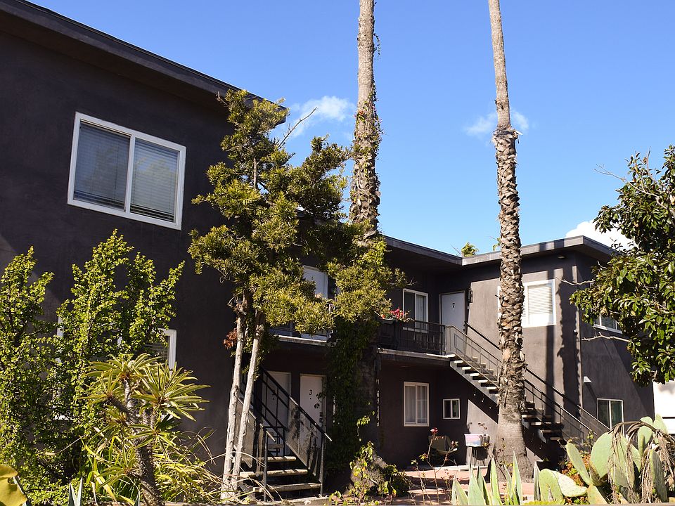 1st image of 2041 Cloverfield Blvd Unit 4