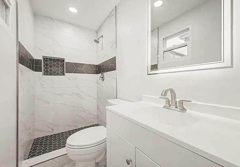 3701 E Ludlow Dr — Photo 41