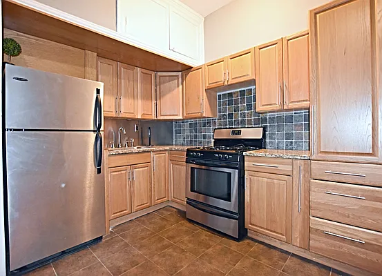 Rented by Bold New York | media 26