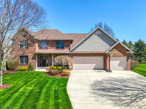 5027 Lake Breeze Lndg, Stow, OH 44224