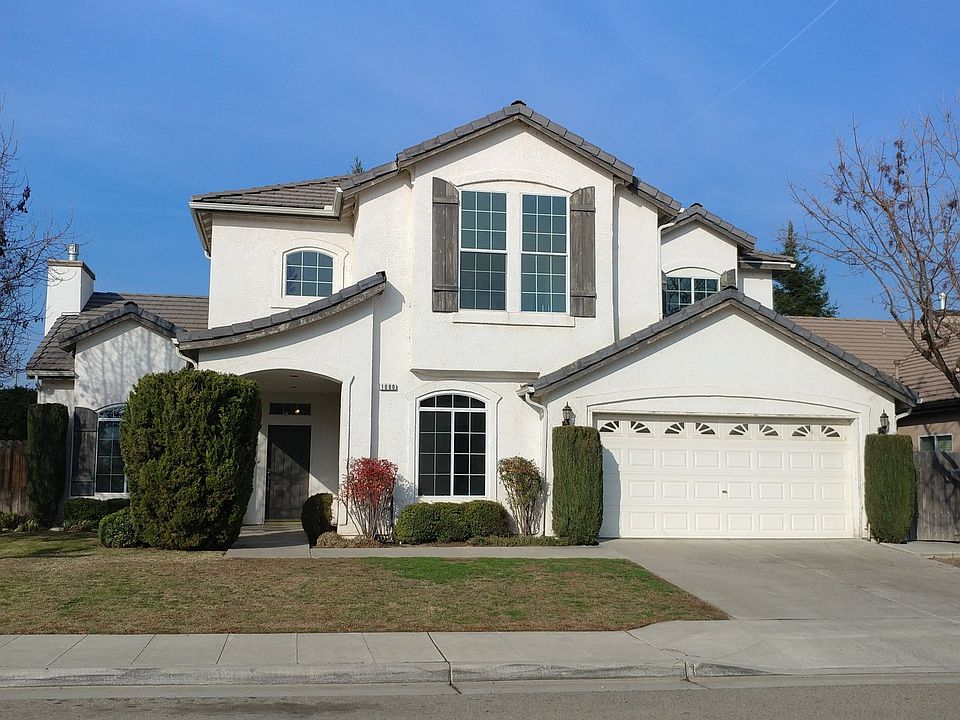 1st image of 1090 E Royal Dornoch Ave