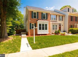 8501 Chapman Oak Ct, Springfield, VA 22153