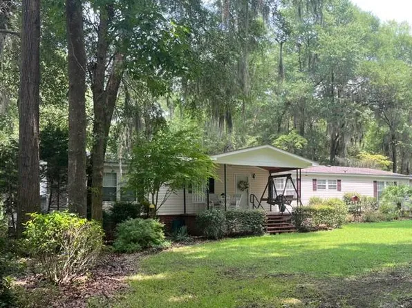 1115 Double Pond Dr, Summerton, SC 29148