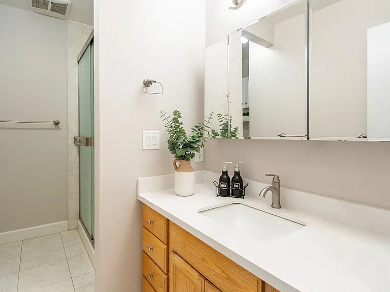 1173 Capri Dr — Photo 18