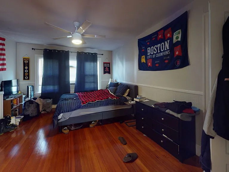 96 Columbia St #3 — Photo 8