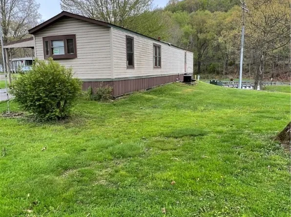 3253 Creek Rd Lot 113, New Waterford, OH 44445