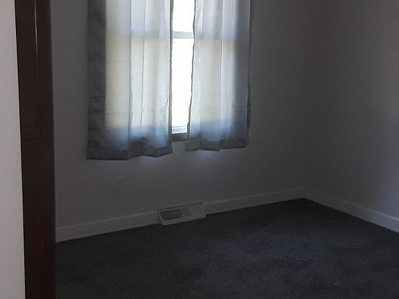 4th image of 13100 Hickory Ln