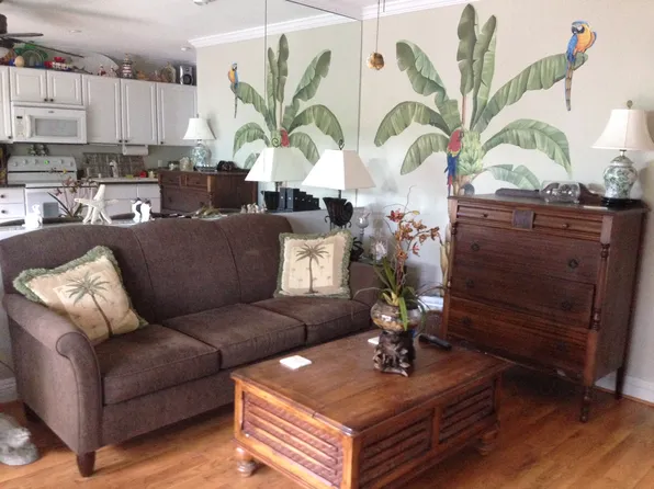 23 S Forest Beach Dr APT 145, Hilton Head Island, SC 29928