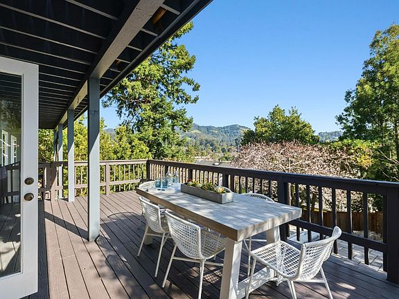 5th image of 1422 Nye Street