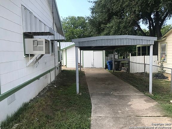 2nd image of 110 Prestwick Blvd
