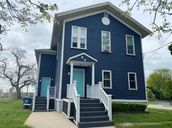 86 N 4th St APT 2, Aurora, IL 60505