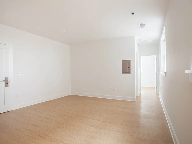 Dining/Living room