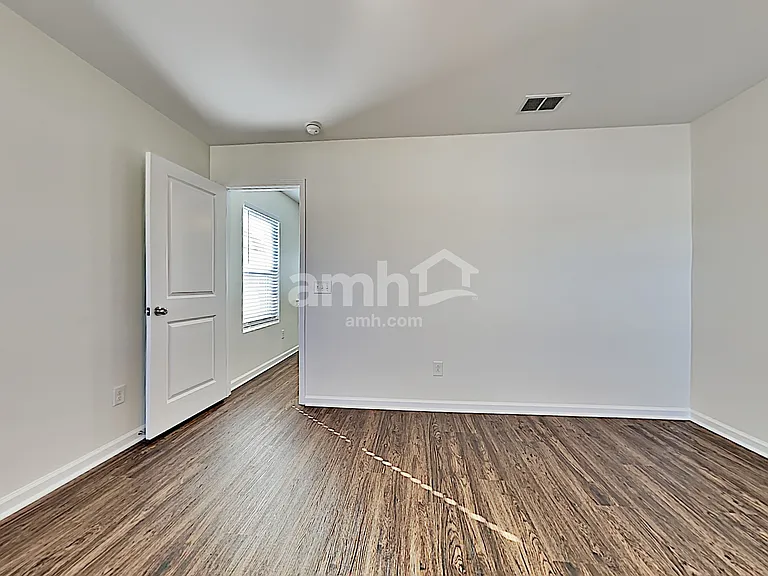 334 Cantley Ct — Photo 11